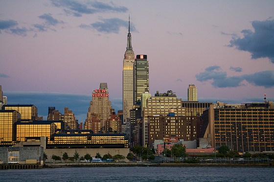 New Yorker Hotel & Empire State Bldg